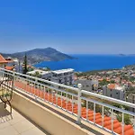 Buse Kalkan * Kas
