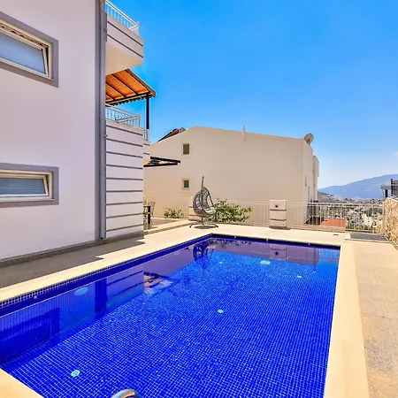 Buse Kalkan Kaş